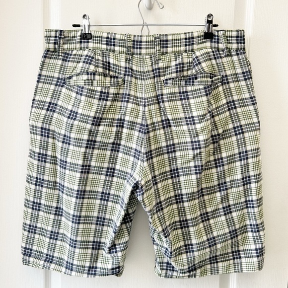 Men's Flat Front Reversible Chino Shorts Green Plaid Size 34 - Picture 4 of 9